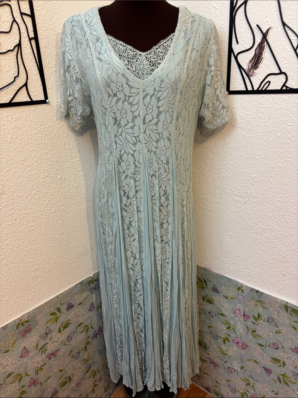 Vintage 1990’s Nostalgia light blue floral lace maxi dress. Size M